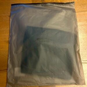 Essentials Fear of God brand new with tags
2024 NBA special collab